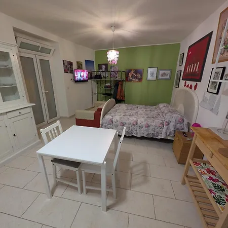 Casa Di Sylvia Apartment *
